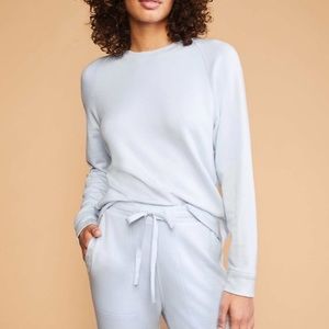 NWT Lou & Grey Signaturesoft Upstate Sweatshirt